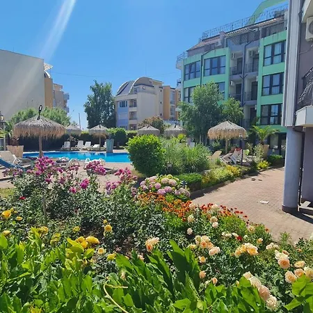 Laguna Beach Apartamento Ravda