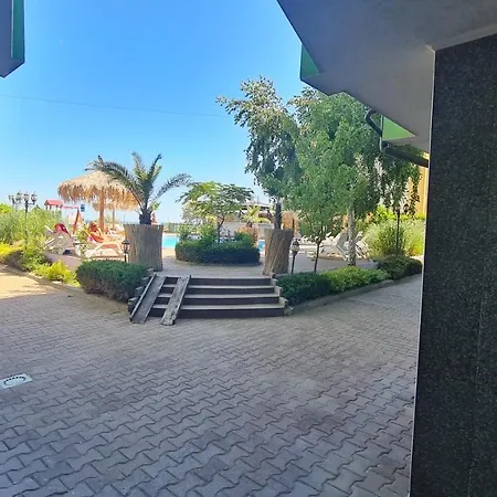 Apartamento Laguna Beach Ravda